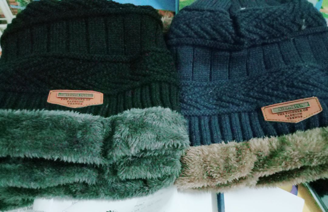 Mình chọn mua 2 cái
1 màu đen
1 màu đỏ
Đó giờ tin tưởng Tiki nên không xem hàng
Bóc ra thì cái màu đen OK
Còn cái màu đỏ thì không thấy mà nhận màu xanh ? Mình chọn mua 2 cái
1 màu đen
1 màu đỏ
Đó giờ tin tưởng Tiki nên không xem hàng
Bóc ra thì cái màu đen OK
Còn cái màu đỏ thì không thấy mà nhận màu xanh ?