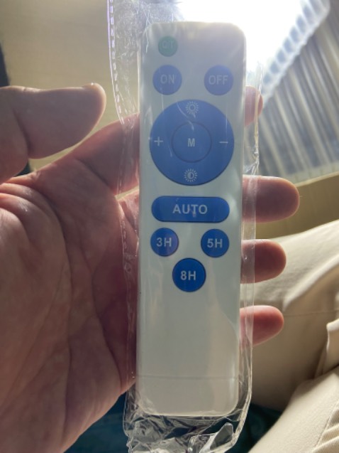 Đóng gói ok. Đèn sáng ok. Pin mặt kính khung nhôm ok. Remote cũng ok. 5sao