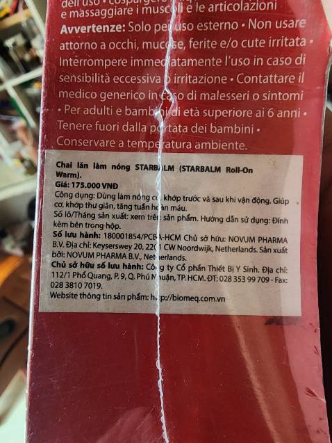 Giao nhầm hàng rồi shop, mình đặt vớ tĩnh mạch nhưng giao chai lăn làm nóng.