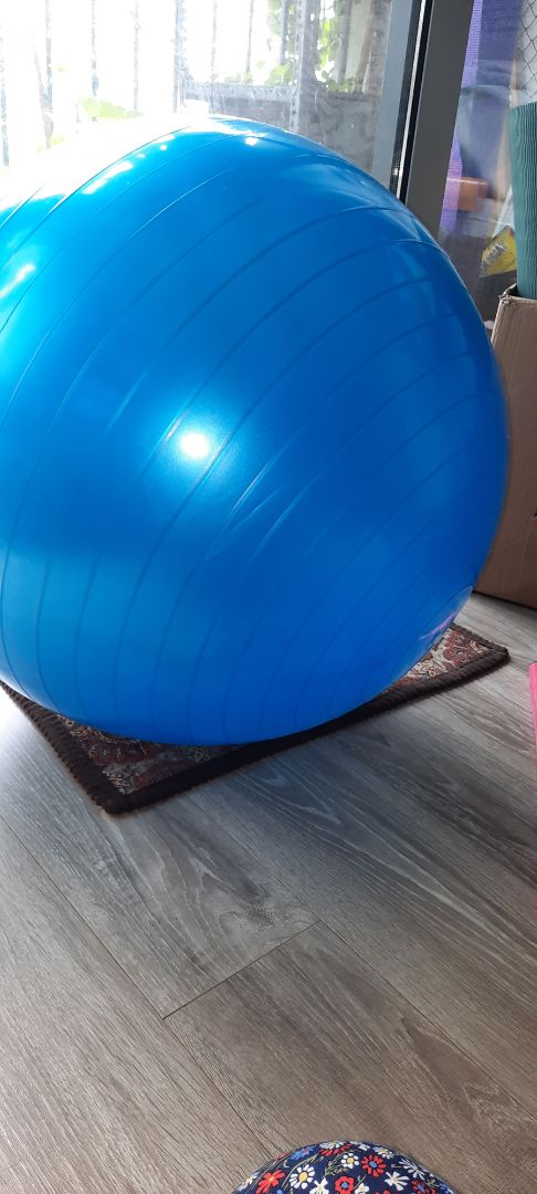 hơi mỏng nhưng với giá này thì ok hơi mỏng nhưng với giá này thì ok