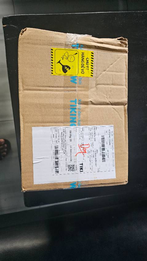 Đúng mẫu, giá rẻ giao nha. Còn Sp đang sài chưa biết chất lượng