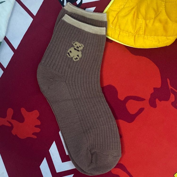 Chất tất đẹp nhma có đôi bị chiếc cao chiếc thấp🥲