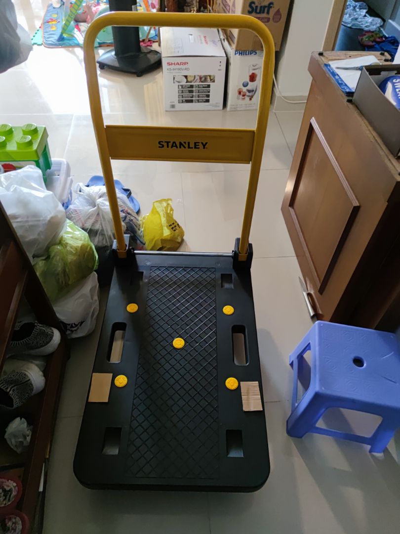 Giao hàng nhanh, nguyên seal, lắp đặt rất nhanh và chắc chắn, rất đáng tiền, hàng Stanley chất lượng tuyệt vời!