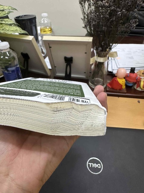 Đơn vị gửi sản phẩm bị hư, không trân trọng sách và khách hàng! Sách như này thì sao đọc! Yêu cầu đổi hàng!