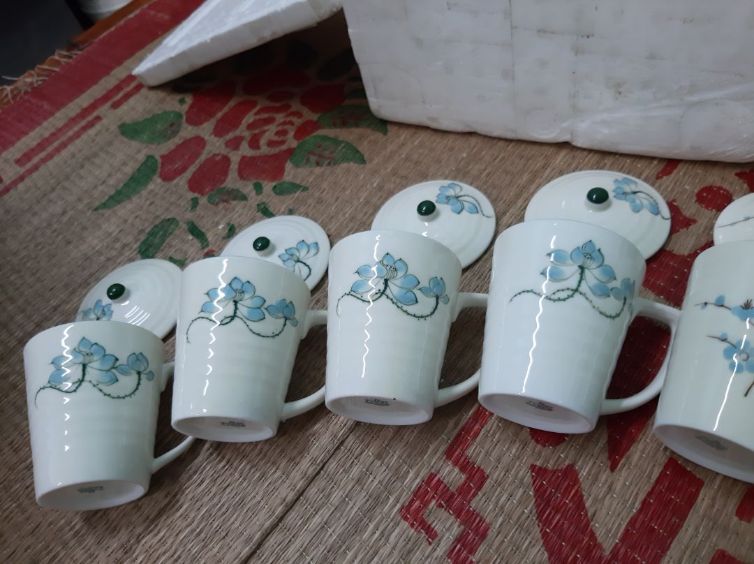 Cực kỳ hài lòng, cốc đẹp, chất lượng sứ tốt. Cảm ơn shop, cảm ơn TTMĐT