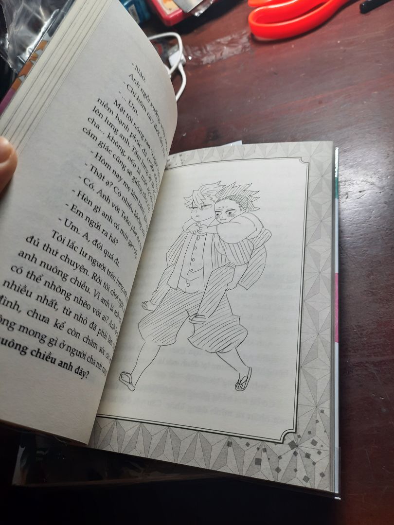 Giao hàng nhanh, chất lượng, còn nguyên bọc kính! Mình xui vì móp obi, hi vọng lần sau may mắn hơn?