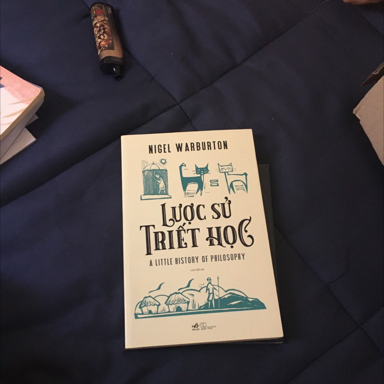 Mình mua cả bộ ba cuốn về Triết học, tôn giáo và ngôn ngữ. Đều là những cuốn sách rất bổ ích cho các bạn tìm hiểu khái lược về các lĩnh vực này. Để tạo cảm hứng tìm hiểu chuyên sâu hơn Mình mua cả bộ ba cuốn về Triết học, tôn giáo và ngôn ngữ. Đều là những cuốn sách rất bổ ích cho các bạn tìm hiểu khái lược về các lĩnh vực này. Để tạo cảm hứng tìm hiểu chuyên sâu hơn