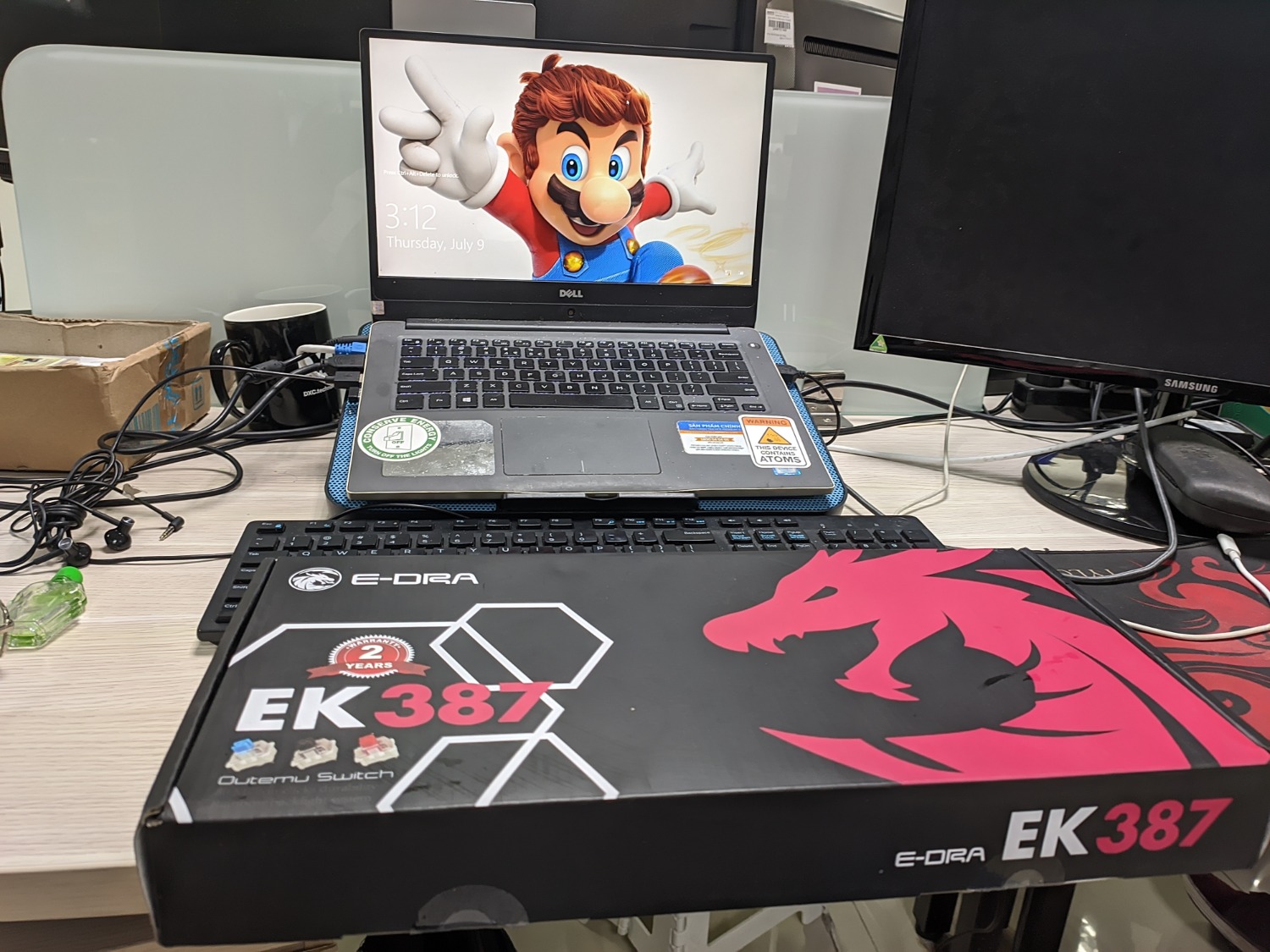 chất lượng phím gõ nhẹ, êm. bàn phím khá ngon, bổ rẻ trong cùng phân khúc giá. phần build thân bàn phím rất cứng cáp, không ọp ẹp như những bàn phím khác.