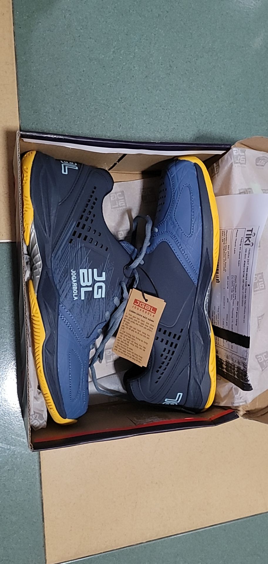 giày chất lượng rất đẹp 
luôn ủng hộ shop