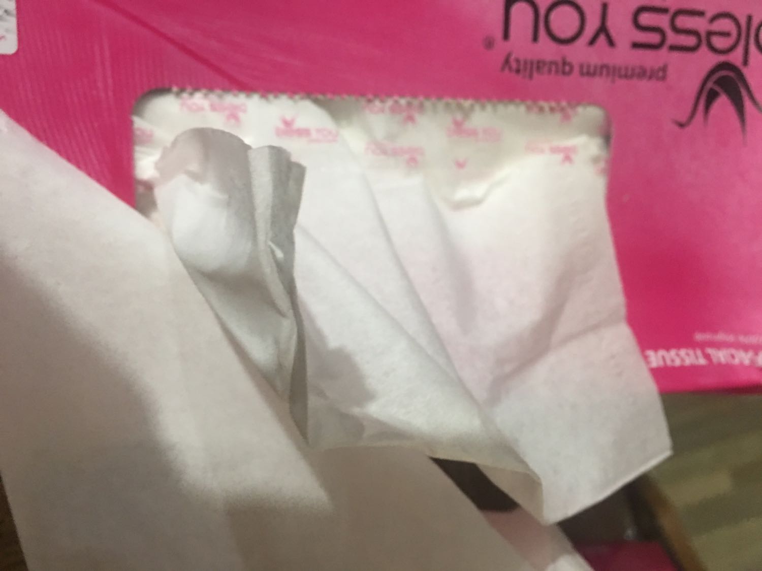 Quá rẻ so với ở ngoài tiệm tạp hoá...giấy mịn xài rất ưng nè! Thanks Tiki! Cho 5sao vì giao hàng về tới quê mà siêu tốc độ