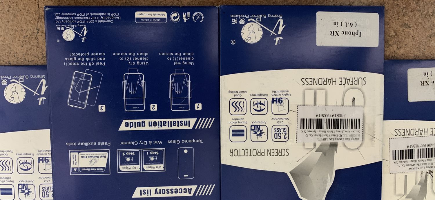 Đây là những gì mà tôi biết về sản phẩm của Shop mang đến cho tôi. Sản phẩm của thương hiệu MIPOW KINGBULL 3D thì đây là sản phẩm của thương hiệu nào là: TEMPERED GLASS 2.5D từ năm 2014 cũng có IPhone XR??!! Tôi thật sự được quá ít sự tư vấn cũng như nói chuyện được với Shop mà chỉ tin tưởng vào Tiki??!! Tôi cũng không biết phải làm sao khi bộ phụ kiện cũng thiếu hẳn miếng dán phụ trợ(paste auxiliary tools) nên việc tôi cần nhìn nhận đúng về sự quan tâm chăm sóc đến khách hàng của Shop là rất khó khăn!!! Hơn nữa miếng dán màn hình của Shop bán cho tôi là miếng dán màn hình không phủ kín viền của điện thoại tôi chắc vì nó từ năm 2014??!! Cũng may mà tôi chưa hàm hồ thử dán nếu không thì lỗi lớn với mọi người khi phải viết ra những lời trên vì cũng chỉ vì ***??!! Tôi có đầy đủ video quay lại quá trình mở sản phẩm nhé nếu Shop cần cũng có thể bảo tôi để tôi cung cấp nhé! Vì tương lai tươi sáng của Tiki! Cảm ơn vì đã đọc!