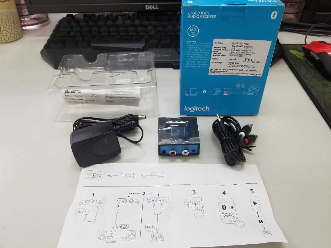 Rất hài lòng, nhỏ gọn, tiện dụng với nhu cầu nghe nhạc , phát âm thanh từ Điện thoại ra các thiết bị loa của mình.
Tiki hẹn giao sau 1 tuần, tuy nhiên ngày thứ 2 (sau hơn 50h) kể từ lúc đặt hàng đã nhận đc sản phẩm (2-3 sp cùng lúc) nên phải đi vay tiền để trả do ko chuẩn bị tiền mặt trong người. :D Rất hài lòng, nhỏ gọn, tiện dụng với nhu cầu nghe nhạc , phát âm thanh từ Điện thoại ra các thiết bị loa của mình.
Tiki hẹn giao sau 1 tuần, tuy nhiên ngày thứ 2 (sau hơn 50h) kể từ lúc đặt hàng đã nhận đc sản phẩm (2-3 sp cùng lúc) nên phải đi vay tiền để trả do ko chuẩn bị tiền mặt trong người. :D