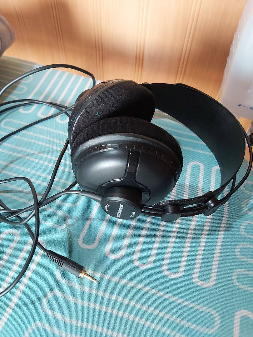 rõ, chi tiết, hơi đau nghe lâu