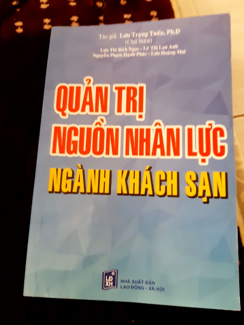 Mình đã nhận được đúng sách đang cần cho công việc. Tiki giao hàng nhanh, hài lòng. Mình đã nhận được đúng sách đang cần cho công việc. Tiki giao hàng nhanh, hài lòng.