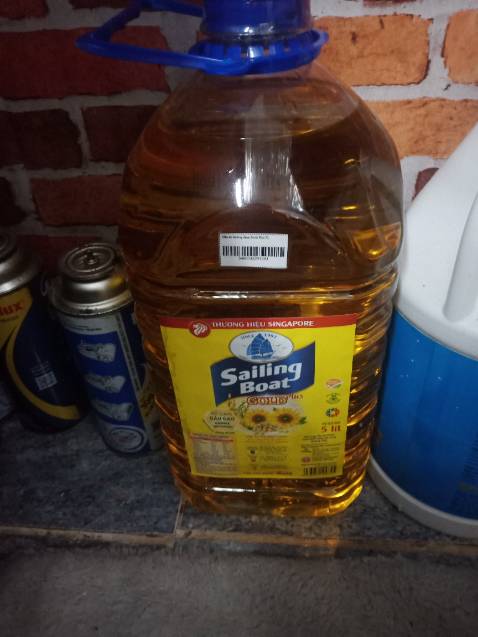 Gói cẩn thận, bình dầu đúng như đăng sản phẩm.Tiki giao hàng nhanh như hẹn.