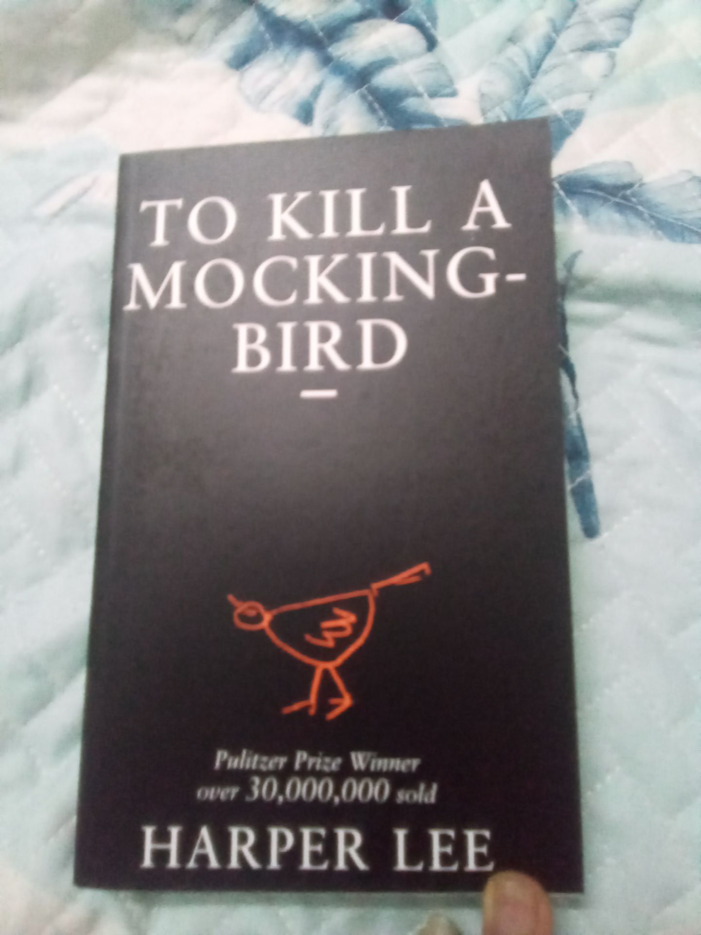 Về nội dung sách thì quá hay, ko bàn cãi. Nhưng sách nhỏ hơn mk tưởng tượng (ko quá nhỏ đâu). Chất giấy mình ko thích lắm. Nói chung là ổn