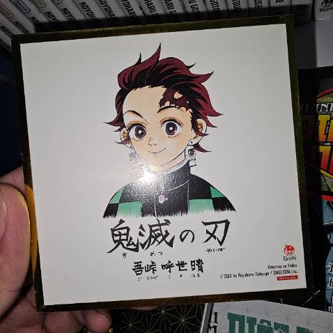 Không để đợi tới 2029 ra movie để xem đoạn kết nên lụm lej bộ này. Sắc nét, giấy in cứng cáp, đẹp, thơm phức í a.