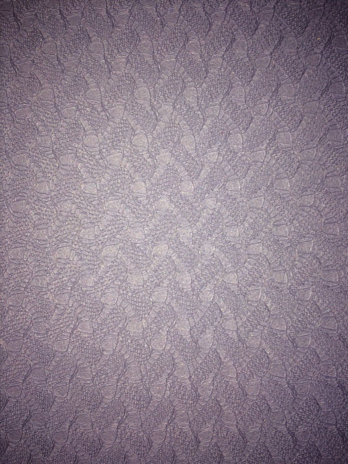 Tất cả đều ok , trừ độ dày của thảm . Dõ dàng ở phần mô tả sản phẩm ghi thảm dày 6mm nhưng về đo chỉ đc 4mm , cũng không biết là do nhầm lẫn hay như thế nào . Tuy nó chỉ là 1 lỗi nhỏ nhưng mình mong Tiki sẽ cẩn thận hơn trong các lần giao hàng tiếp theo để tất mọi người cảm thấy hài nhất khi mua hàng trên Tiki 

Thanks you !