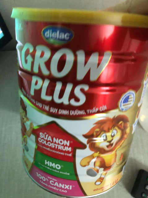Mua lần đầu sữa ở đây xem địa chỉ ngay sát nhà bà ngoại,bà bảo hôm qua mẹ gói hàng nhìn tên quen thế
