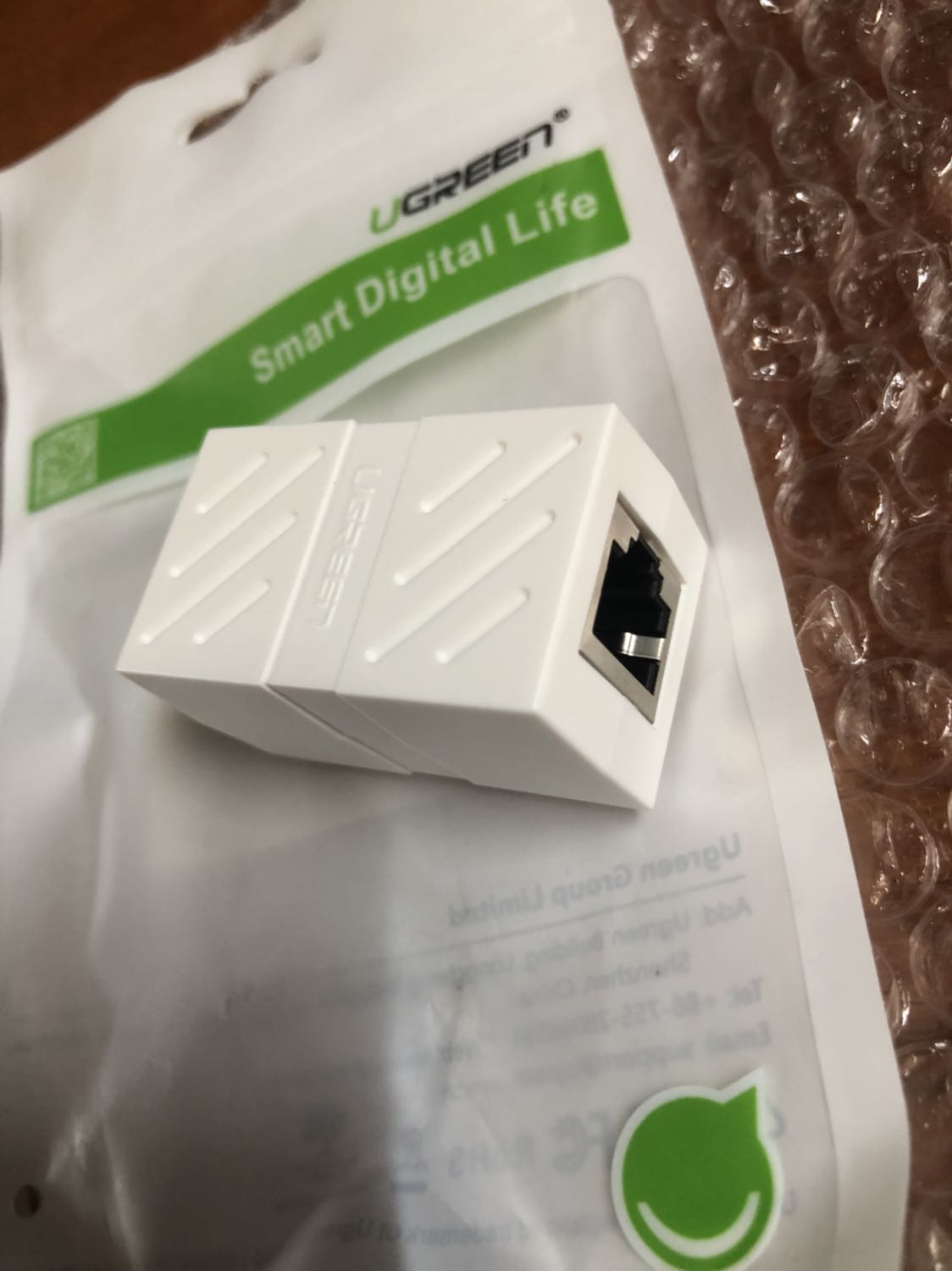 Mới đặt từ trưa hôm qua đã nhận hàng lúc 16h chiều hôm nay. Chất lượng tốt, gia công kỹ, bọc sắt quang đầu cắm mạng chống nhiễu. Cầm nó khá nhẹ. Màu trắng rất đẹp mắt. Mình dùng dây mạng CAT6A SFPT cho khả năng tăng tốc mạng nhanh. Cảm ơn tiki hỗ trợ giao hàng nhanh, sẽ mua thêm lần sau ủng hộ tiki...