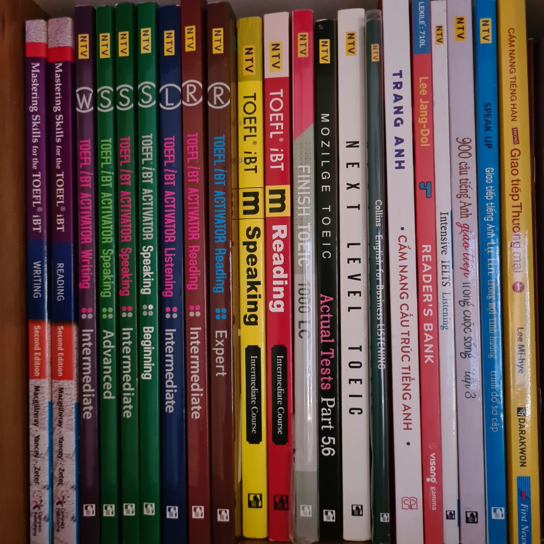 chất lượng tốt, giấy đẹp in đẹp. dành cho ai thích học tiếng anh. mua được giá sale quá hời. góp ý nên cung cấp link tải mp3 thay vì dùng đĩa CD lãng phí