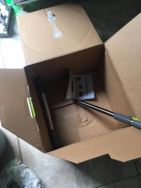 Mình có nhận được hàng cây lau nhà, nhưng hiện tai thiếu 2 cây bông lau, đề nghị kiểm tra lại, khi nào giao lại !