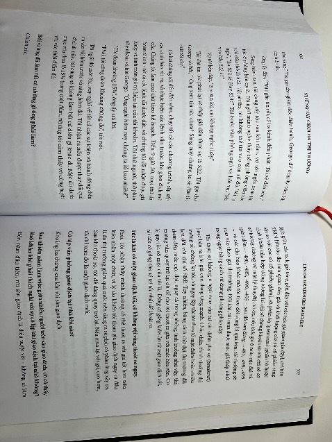 Ad xem lại sách bị thiếu trang từ 339-354. Mình mua sách rất nhiều lần bên PLM rồi và chưa thấy lỗi này bao giờ. Không biết những cuốn sách khác có bị lỗi này ko. Ad kiểm tra lại kẻo người mua có trải nghiệm không tốt về sách