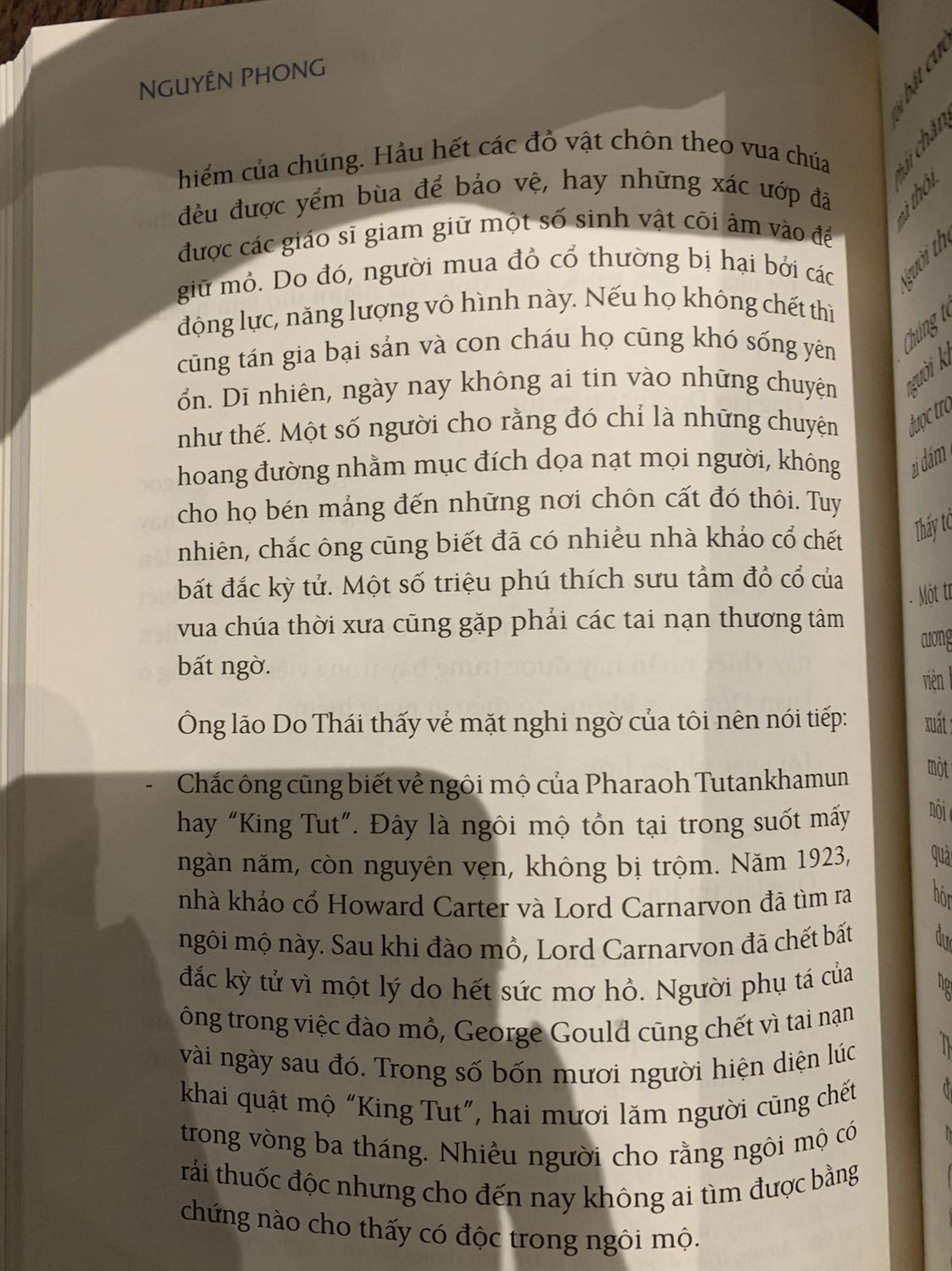 / Thật sự rất thích đọc Muôn kiếp nhân sinh. Quyển sách này cung cắp 1 lượng thông tin kiến thức lịch sử, tâm linh, và thể hiện 1 giá trị nhân văn giữa người với nhau. Mình rất thích đọc chương 4 với chủ đề là Egyst mở đầu là câu chuyện viên kim cương Hope đc chia làm 4 phần nhỏ cho tới câu chuyện vị pharaoh tên là Ahkon. Sách của tác giả Nguyên Phong khá hay. Cám ơn tiki giao hàng nhanh.