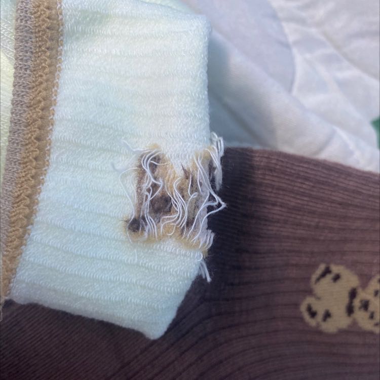 Chất tất đẹp nhma có đôi bị chiếc cao chiếc thấp🥲