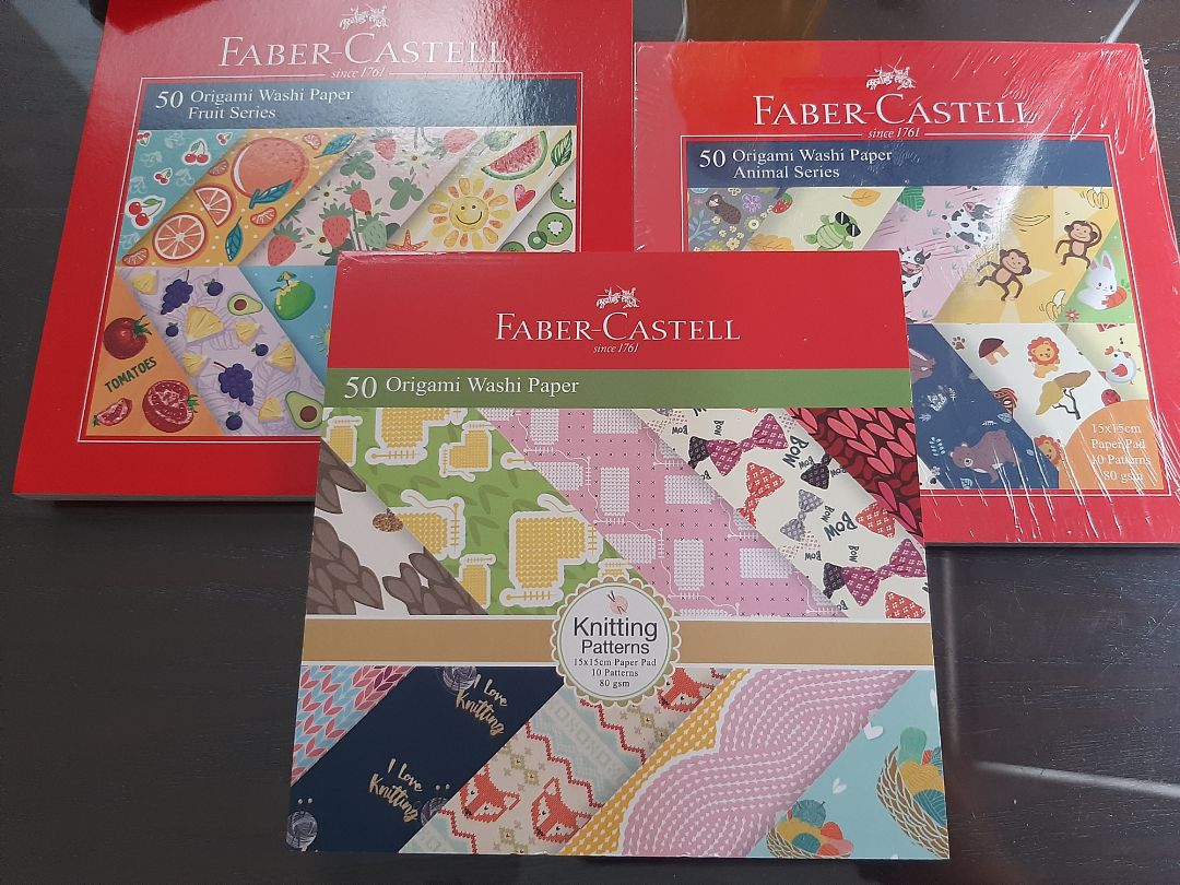 giấy dày, họa tiết xinh lắm. xếp origami đẹp
rất đáng mua