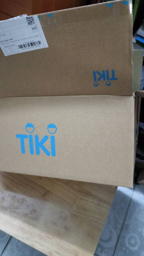 Dc tặng thêm quà. Khăn mịn màu đưpj