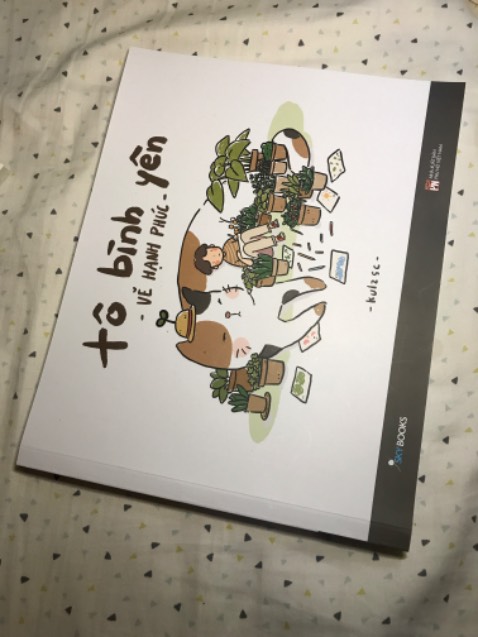 Một cuốn sách tranh, sách tô màu, với thông điệp truyền cảm hứng, rất bình yên và hạnh phúc! Sách đến còn nguyên seal, mới và phẳng phiu. Mình rất thích.