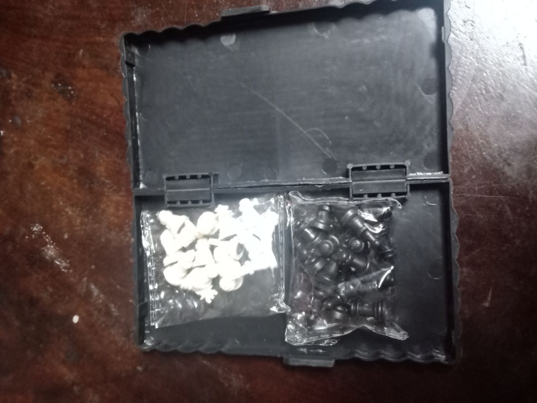 Hàng rất tốt nhưng cờ còn nhỏ quá !! Nên mn cho 4 sao thôi !