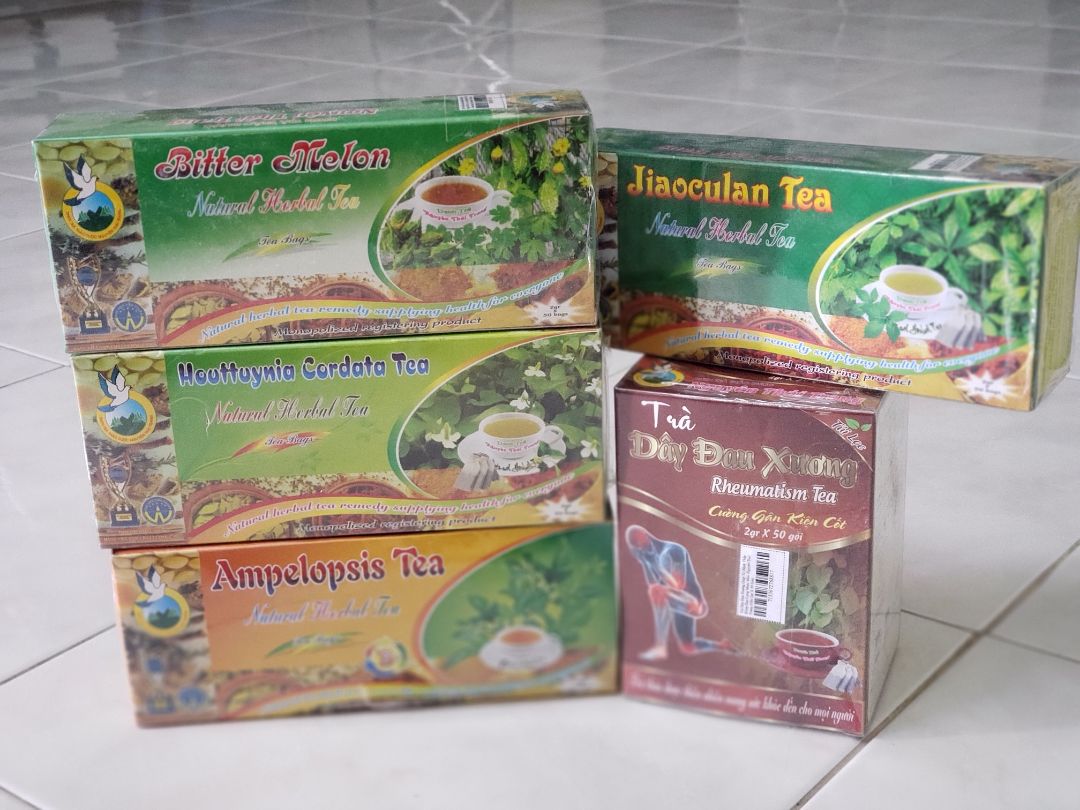 Đã uống một số loại trà của Nguyên Thái Trang trong một năm nay, thấy khá hiệu quả, vị dễ uống, tiện lợi, đặc biệt là trà Giảo cổ lam giảm cân và Trà Dây trị bao tử. Hàng giao nhanh và đúng loại. Hi vọng Tiki và Nguyên Thái Trang giữ vững chất lượng dịch vụ thì tuyệt vời ?