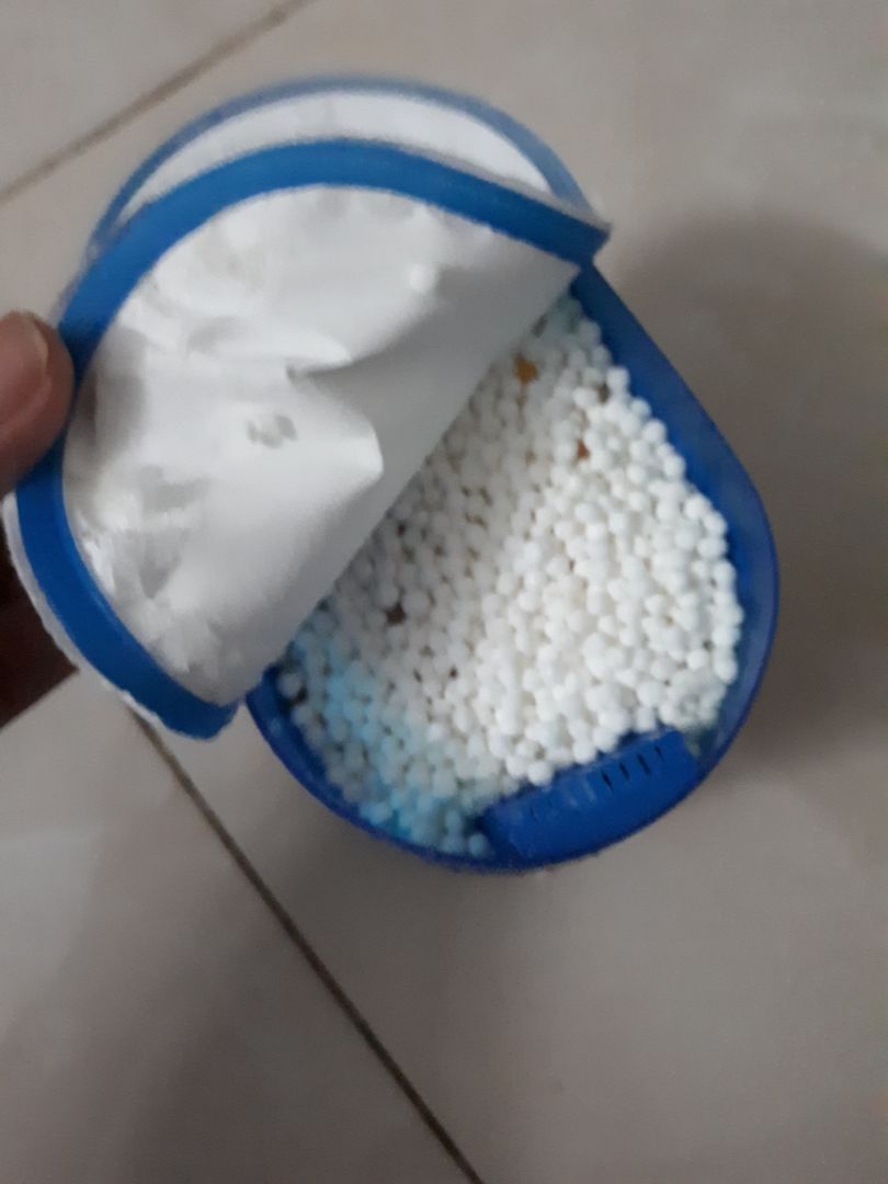 hộp đã bị vỡ. chủ shop bán hàng ko uy tín. tiki nên cân nhắc mấy shop như thế này. đã cạch shoppe vì 2 lần giao hàng kém chất lượng