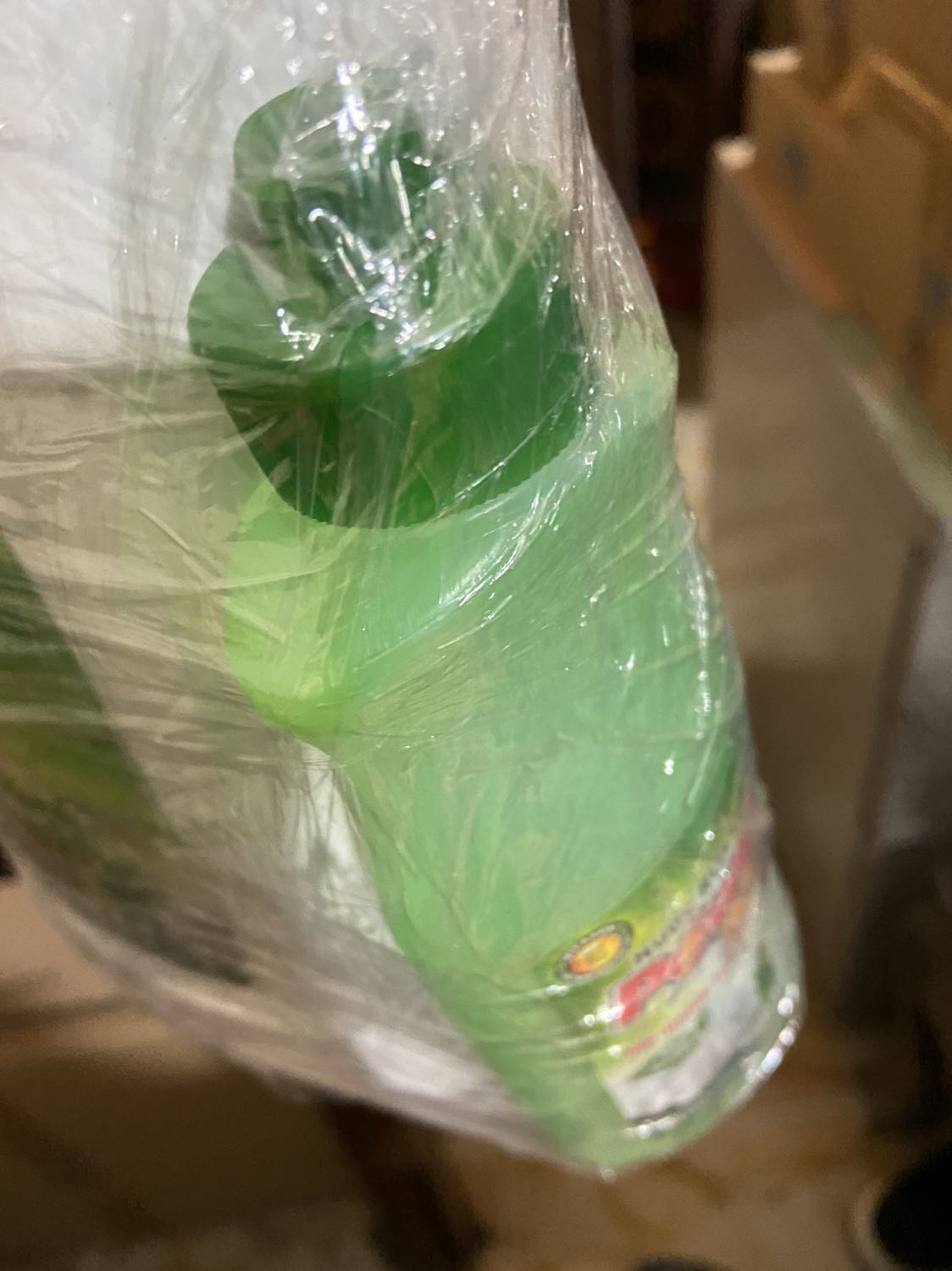 Đóng gói kỹ càng - đàng hoàng chất lượng. Giá rẻ, dùng thích lại còn được tặng thêm chai nước rửa chén mini. Nhưng mình hy vọng những đơn hàng sách mình mua trên tiki cũng sẽ được đóng gói kỹ càng, đàng hoàng như can nước rửa chén bát này. Tuyệt vời!!! Mua vào ngày 9/9 nên sale sâu đậm thấm đẫm chất lượng.

Can’t complain anything at all!