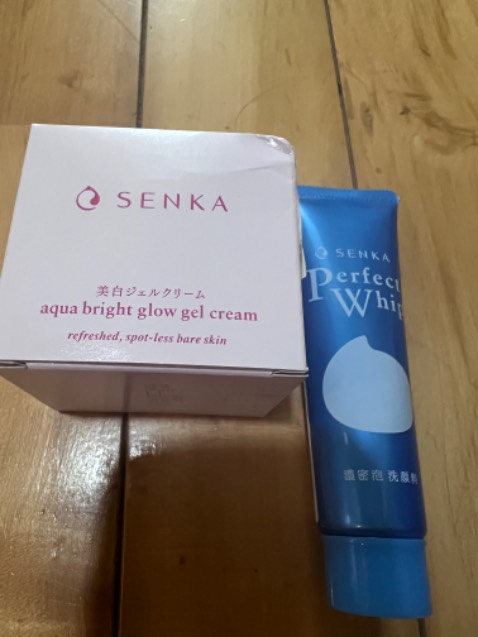 Vui lòng đổi lại cho tôi sản phẩm khác 
Shop giao sản phẩm mà ngày sản xuất và hạn sử dụng tôi không hiểu