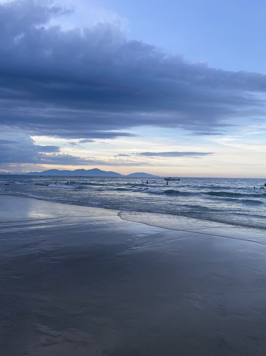 Mùi thơm ngon, dễ uống, hương vị gần giống như mùi hạnh nhân tươi nấu sữa hay làm tại nhà