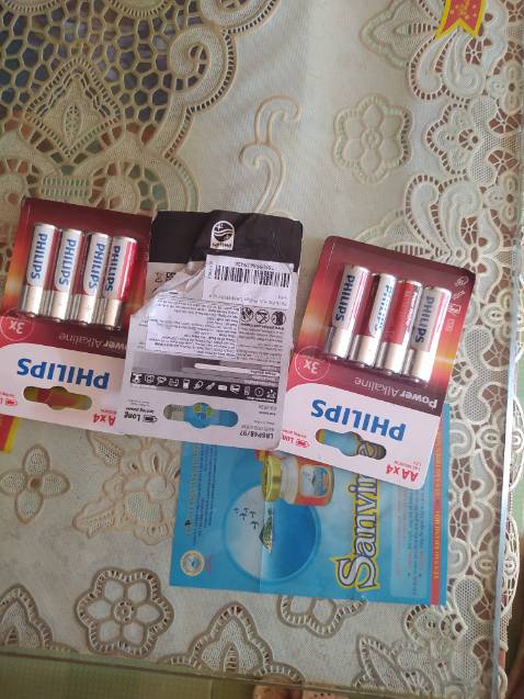 Nhưng viên pin rất đẹp, dự đoán là chất lượngtoots Nhưng viên pin rất đẹp, dự đoán là chất lượngtoots