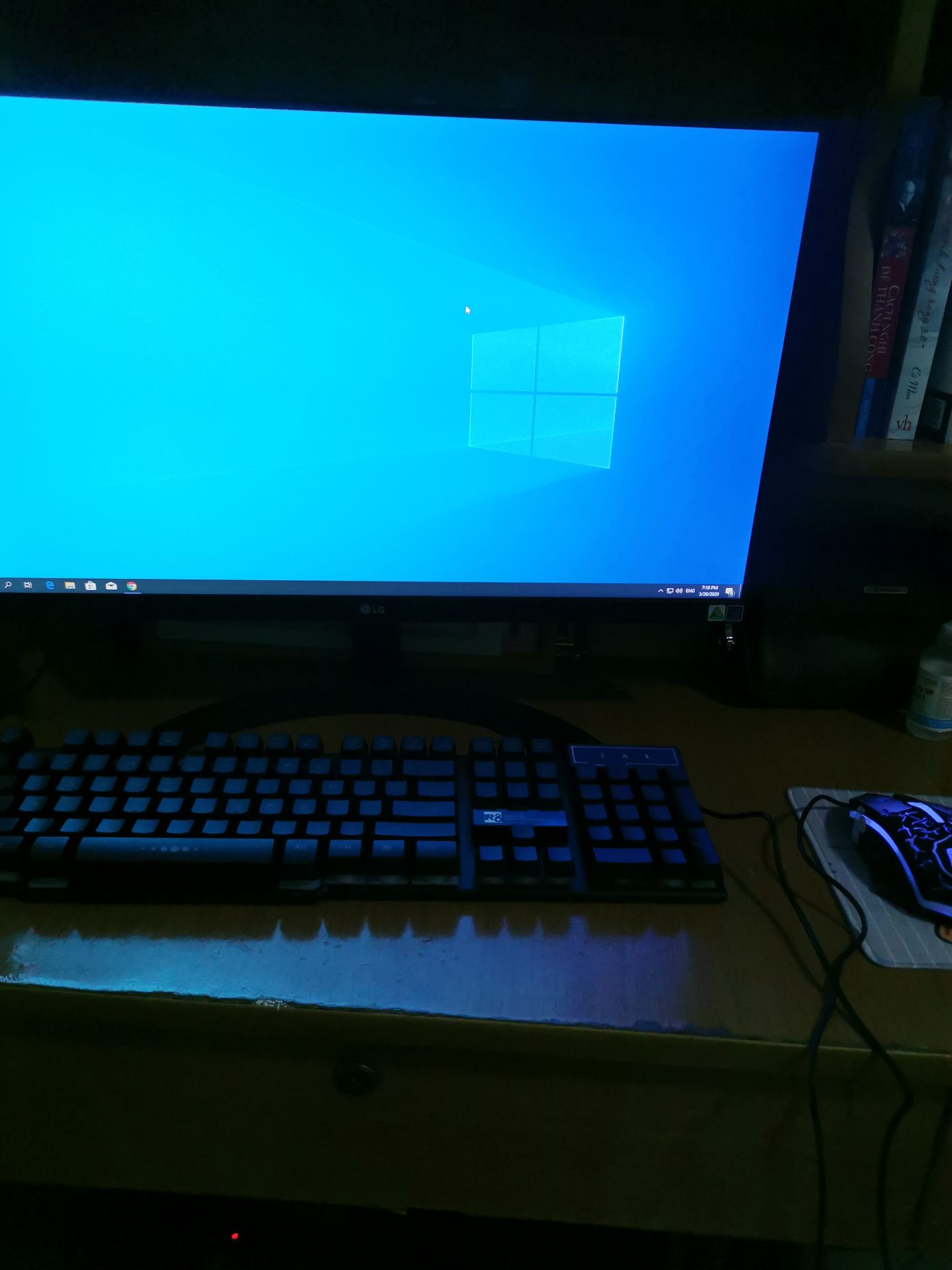 sản phẩm bàn phím ko có led là sao nhỉ, cần được sp