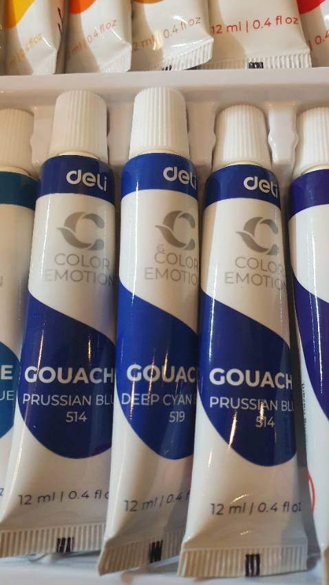 Mở ra dùng mới thấy bị đóng gói trùng 2 tuýp màu Prussian Blue 514 và thiếu màu Primary Blue 518..