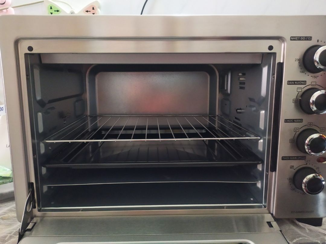 Lò nướng đẹp, đúng như mô tả