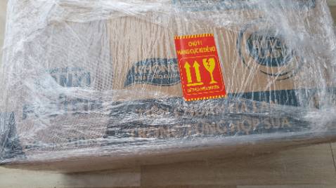 Đây là lần thứ 2 mình mua. Nhận sản phẩm đầy đủ và sữa mới. Hy vọng lần tới sẽ có thêm voucher thì mình sẽ mua nhiều hơn 👍