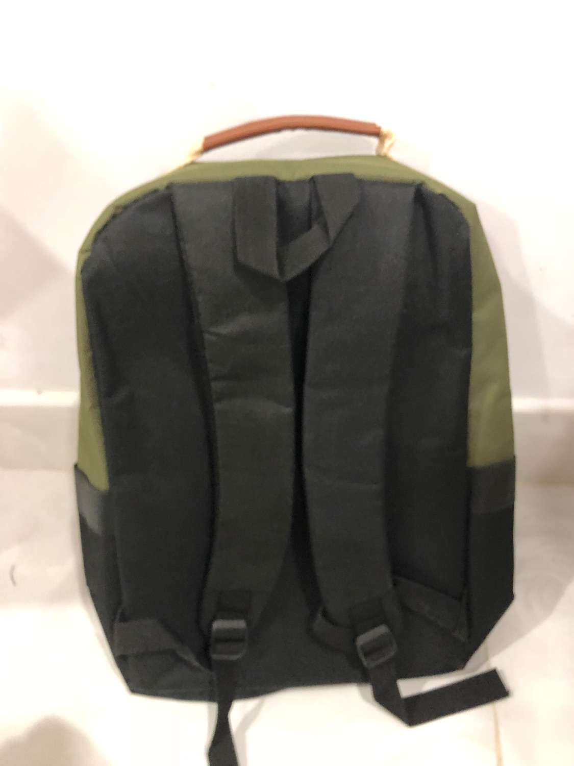 Mua trúng đợt sale giá quá tốt, sản phẩm lại rất tuyệt vời. Không có gì phải phàn nàn về sản phẩm và dịch vụ của tiki.