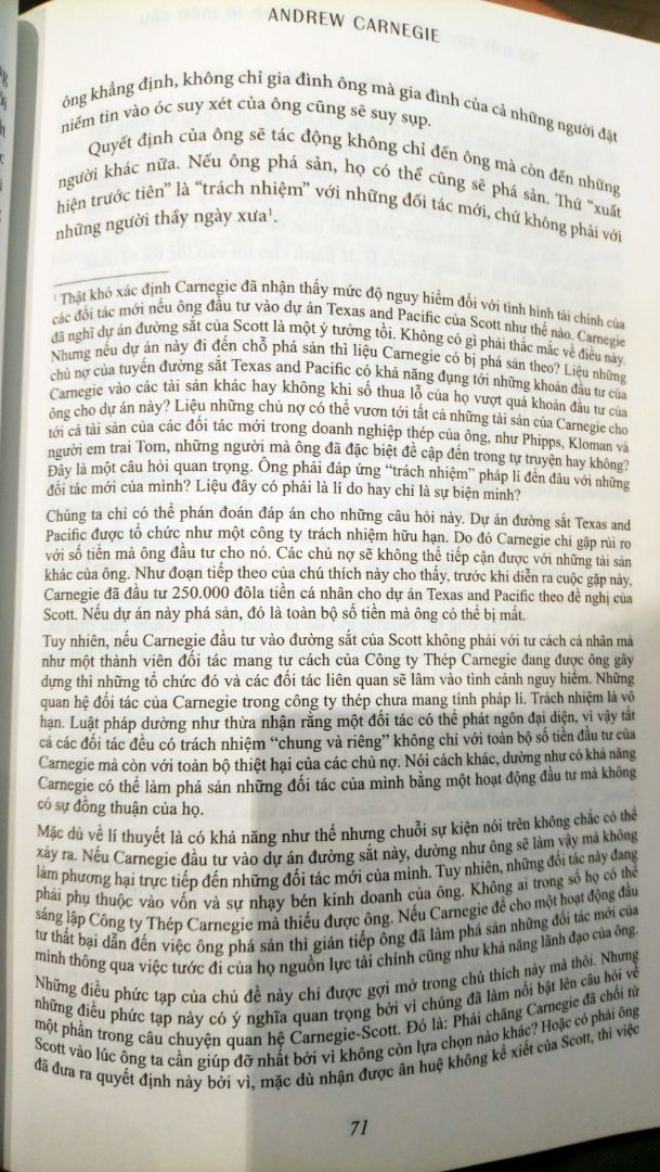 Bản thân tôi không thích cuốn Quốc Gia Khởi Nghiệp cùng với lý do tôi không thích cuốn sách này. Cuốn sách có xu hướng dẫn chuyện, đưa ra nhiều chi tiết về lịch sử và con người khiến nội dung không cô đọng. Nhiều chi tiết thừa khiến cho việc chuyển tải thông điệp trong mỗi đoạn rất ít. Người đọc cũng cần cân nhắc rằng sẽ khó hiểu được lịch sử Mỹ và con người họ qua cuốn sách này.
