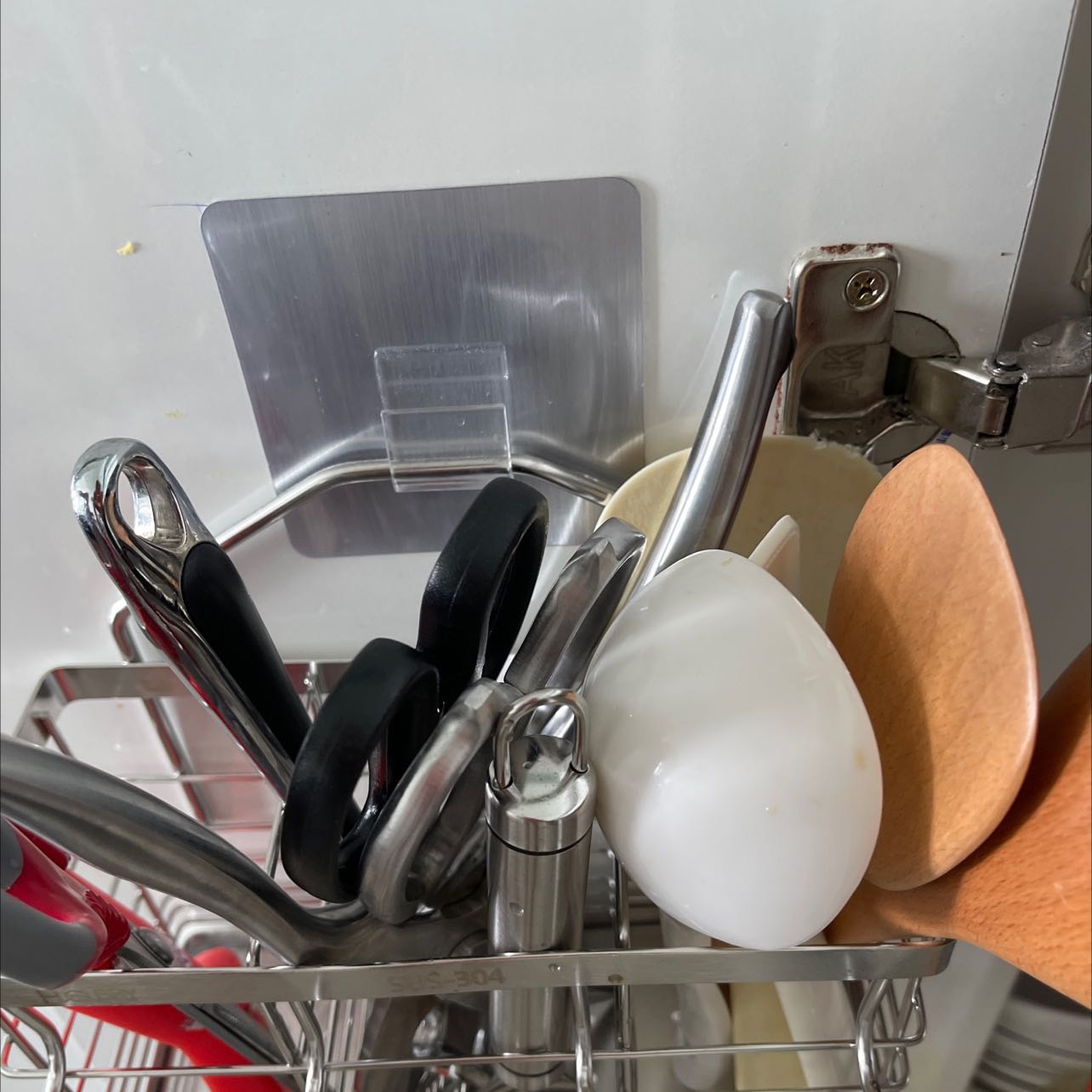 Chấp nhận được, phù hợp trong tủ bếp