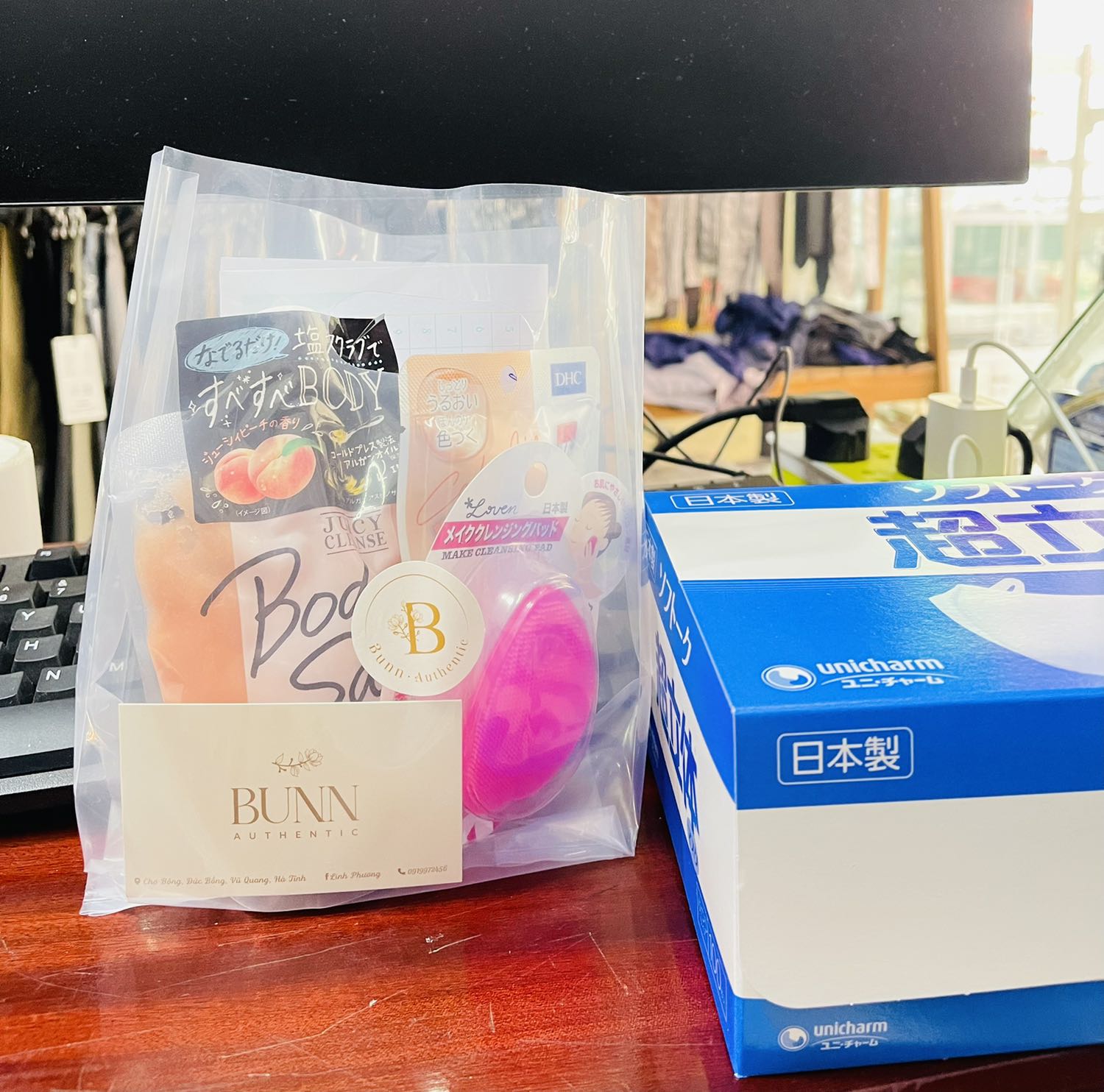 Sản phẩm chất lượng đóng gói cẩn thận , giao nhanh