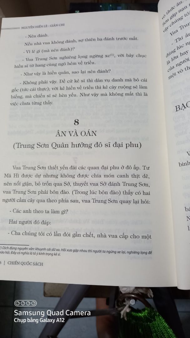 Quyển sách này giá trị văn học cao, những câu chuyện trong sách là những bài học về đối nhân, xử thế. Quyển sách này giá trị văn học cao, những câu chuyện trong sách là những bài học về đối nhân, xử thế.