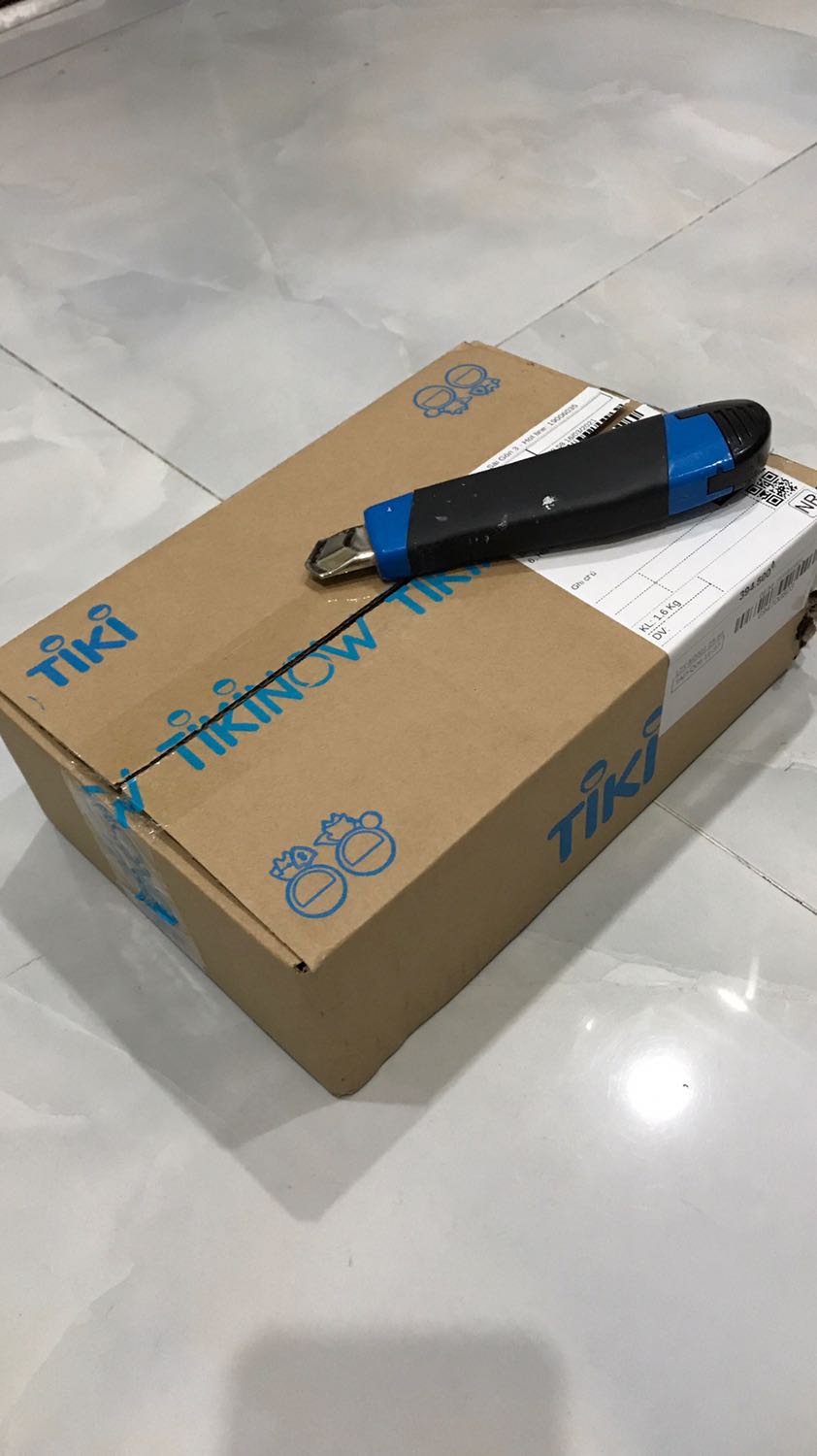 Hàng gói cẩn thận, hộp hàng nguyên vẹn, không móp méo... Chất lượng thì xài mới biết