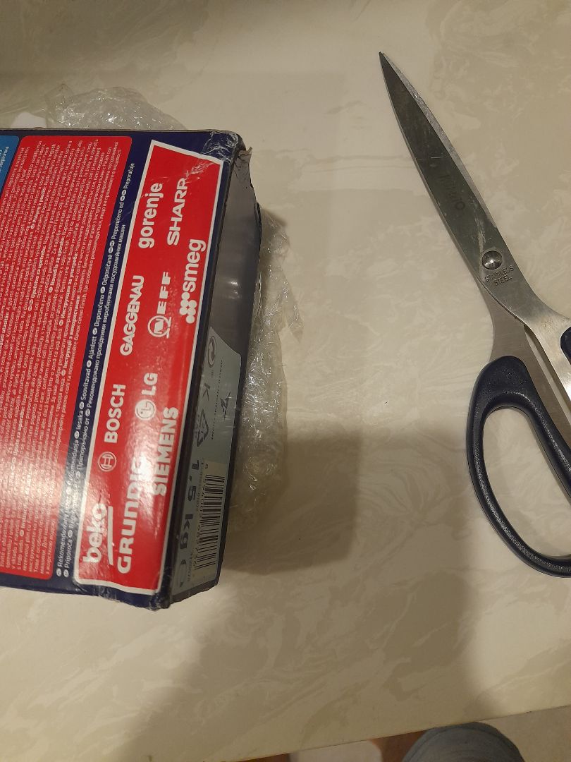 Nhà bán xem lại giao muối rửa bát như thế này thì bó tay, với bịch muối này nếu bán ở ngoài thấy tận mắt thì ko ai dám mua cả.